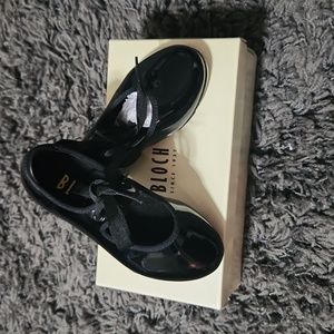 Bloch's "Annie Tyette" tap shoes, black, 9.5M